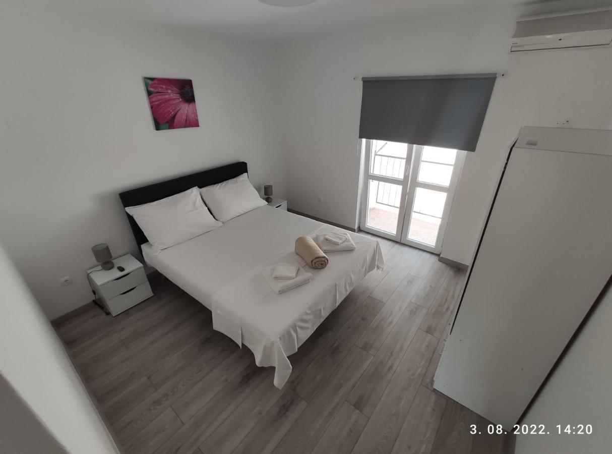 Aqua Apartments Omiš Exteriér fotografie